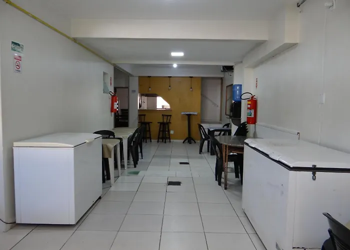 Hospedagem Aspino Poliqueze, Acessivel E Bem Localizada
